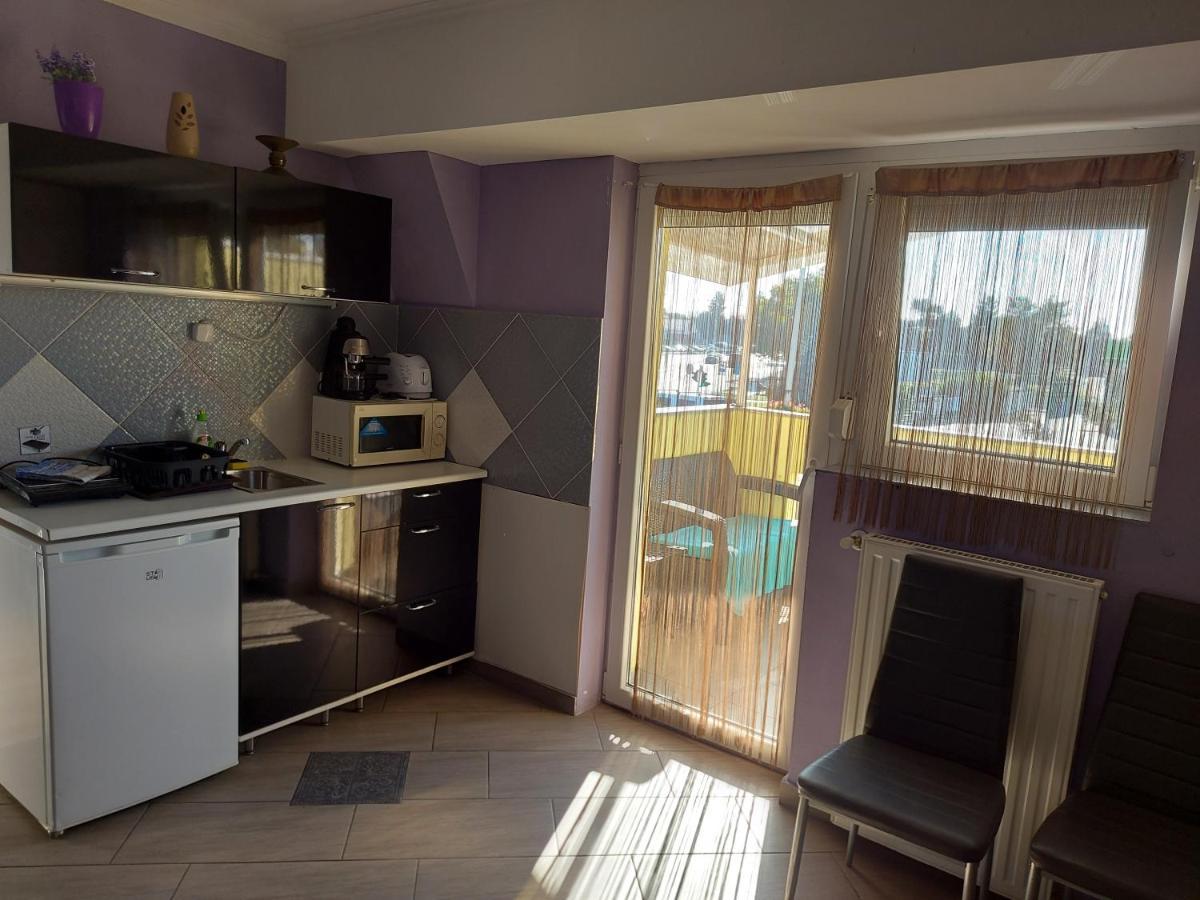 Corner Apartman 5 希欧福克 外观 照片